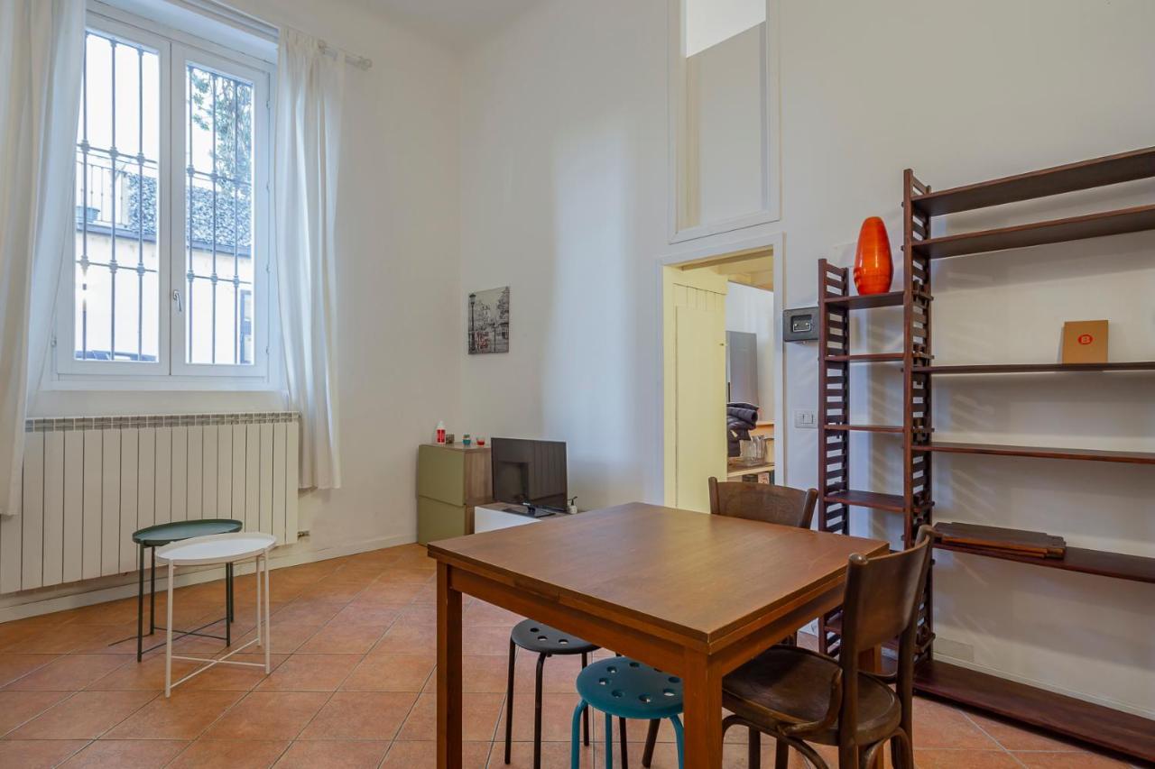 Flat In Isola De Castillia 22 Apartamento